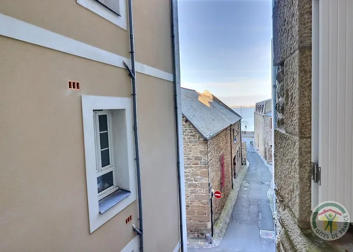 Les Embruns